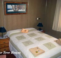 Sages Haus Bed and Breakfast - Your Accommodation