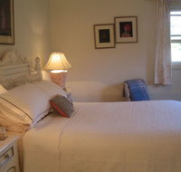 Trafalgar Bed and Breakfast and Annie's cottage - Your Accommodation