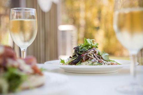 Overnight Daylesford And Macedon Ranges Gourmet Food Trail Tour From Melbourne - Your Accommodation 1