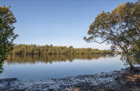 Double Wharf Picnic Area - Your Accommodation 0