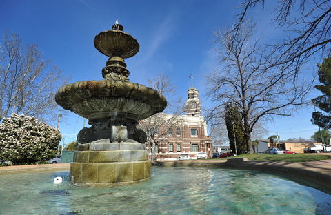 Narrandera - Your Accommodation 2