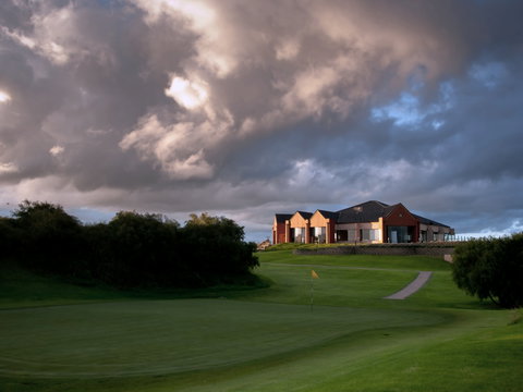 Albany Golf Club - Your Accommodation 0