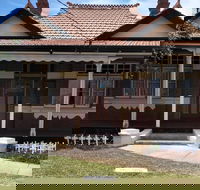 ANZAC Cottage - Your Accommodation