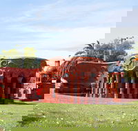Benalla Ceramic Mural - Your Accommodation