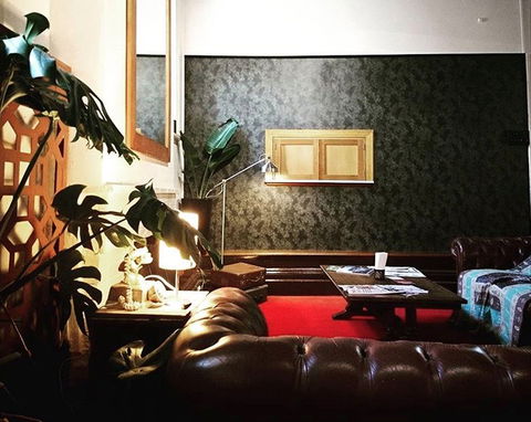 The Lost Ones Basement Bar - Your Accommodation 2