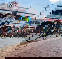 The West Side Story - Avon River Cycle Trail - Your Accommodation