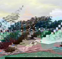 Weeping Mother Memorial - Your Accommodation