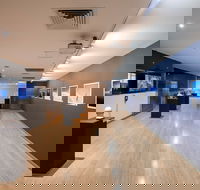 Wyndham Art Gallery - Your Accommodation