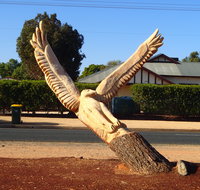 Loxton Tree sculptures - Your Accommodation
