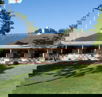 Newstead House - Your Accommodation