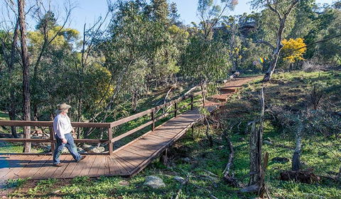 Falcon Falls Walking Track - Your Accommodation 0