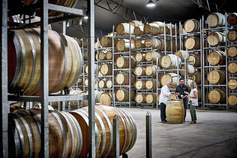 VIP Soil-To-Cellar Experience - Your Accommodation 6