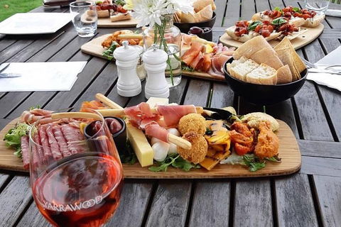 CHEVY CONVERTIBLE TOUR Per Group Up To 4 People. - Your Accommodation 4