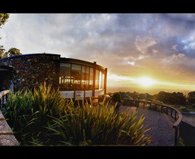 SkyHigh Mount Dandenong - Your Accommodation 0