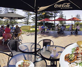 The Beach And Bush Gallery And Cafe - Your Accommodation 0
