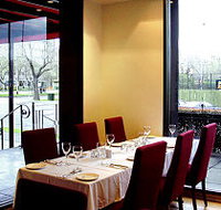 Red Terrace - Your Accommodation