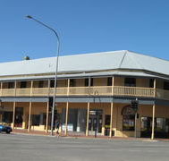 Colac Hotel - Your Accommodation