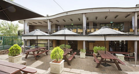 Castle Hill Tavern - Your Accommodation 1