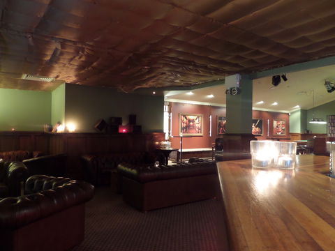 Castle Hill Tavern - Your Accommodation 4