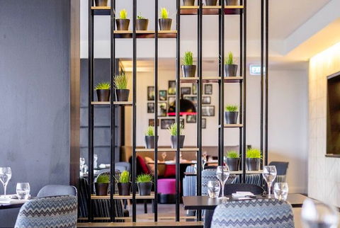 MRepublic Restaurant, Bar And Lounge - Your Accommodation 3