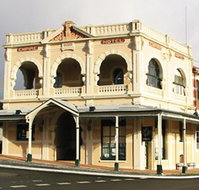 Empire Hotel