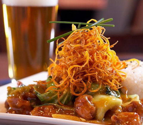 Yardhouse Bar & Brasserie - Your Accommodation 4