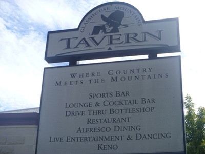 Glass House Mountains Tavern - Your Accommodation 1
