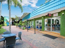 Cairns Rainbow Resort - Your Accommodation 1