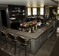 Bunch Of Grapes Hotel - Your Accommodation