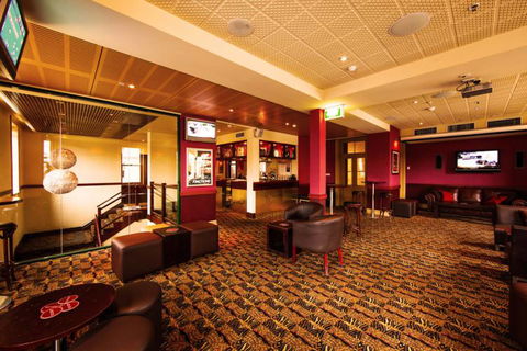 The Coach & Horses Hotel - Your Accommodation 4