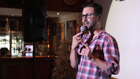 Based Comedy At The Dog And Parrot Tavern - Your Accommodation 0