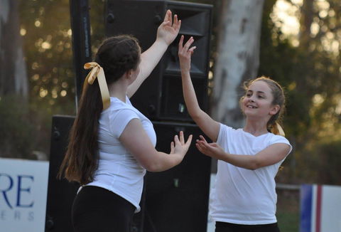 Carols In The Park: Corowa - Your Accommodation 1