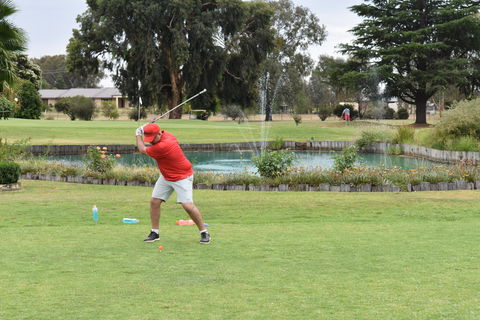 Howlong Golden Shoe Nine Hole Golf Tournament - Your Accommodation 2