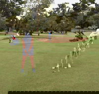 Nine and Dine Golf and Buffet Dinner with Seafood