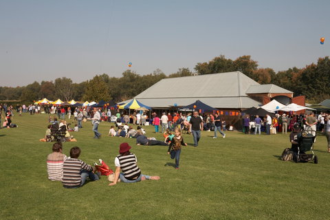 Yarra Valley Regional Food Group Farmers' Market - Your Accommodation 0