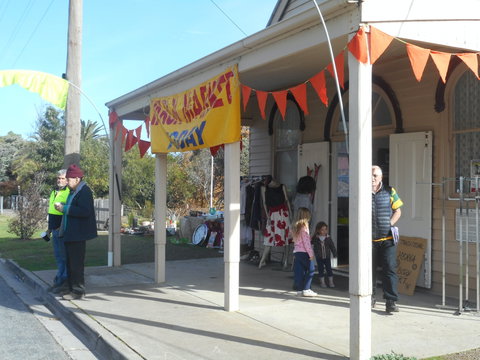Yarck Country Market - Your Accommodation 2