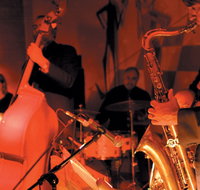 The Pearly Shells feat. Julie O'Hara - Your Accommodation