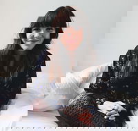 The Barn at Wombat Flat presents Louise Adams Alive and Streaming - Your Accommodation