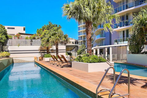 Aspect Caloundra - Your Accommodation 7