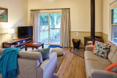 Alpine Valley Cottages - Your Accommodation 6