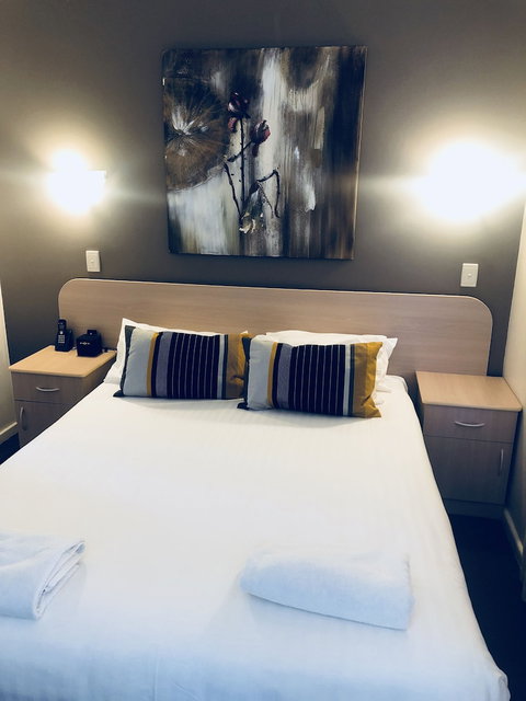 Ibis Styles Broken Hill - Your Accommodation 6