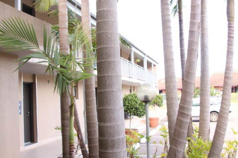 Galaxy Motel - Your Accommodation 4