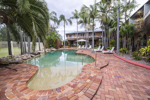 Galaxy Motel - Your Accommodation 2