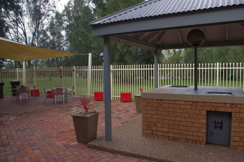 Galaxy Motel - Your Accommodation 1