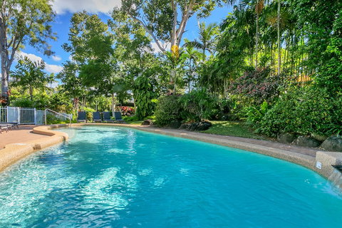 Roydon Beachfront Apartments - Your Accommodation 6