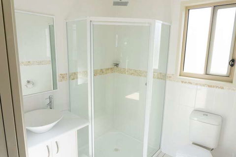 Halifax Holiday Park - Your Accommodation 3