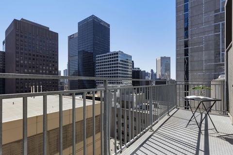 Oaks Melbourne On Collins Hotel - Your Accommodation 0
