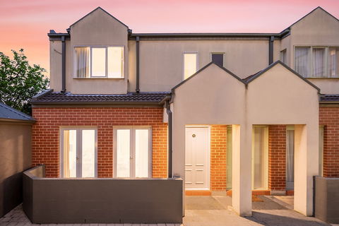 Aligned Corporate Residences Kew - Your Accommodation 2