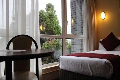 Alpine Motor Inn - Your Accommodation 2