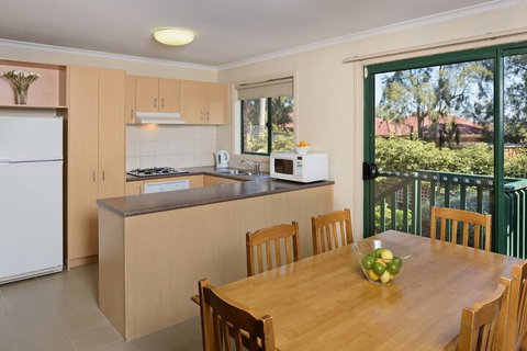 Mount Waverley Townhouses - Your Accommodation 3